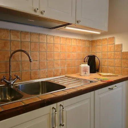Vila Modern With Private Pool In Italy Fabriano